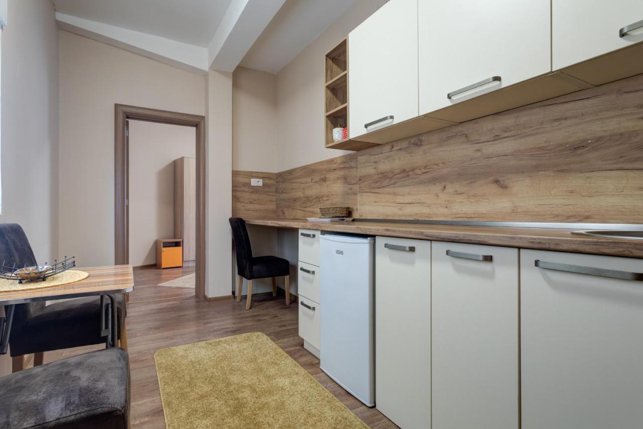 Dom B Apartments Будва Екстериор снимка