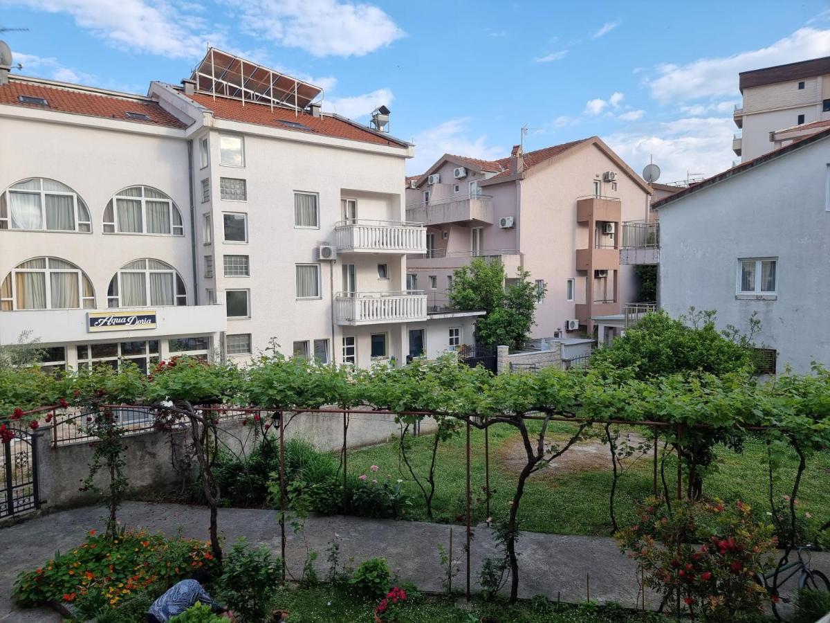 Dom B Apartments Будва Екстериор снимка